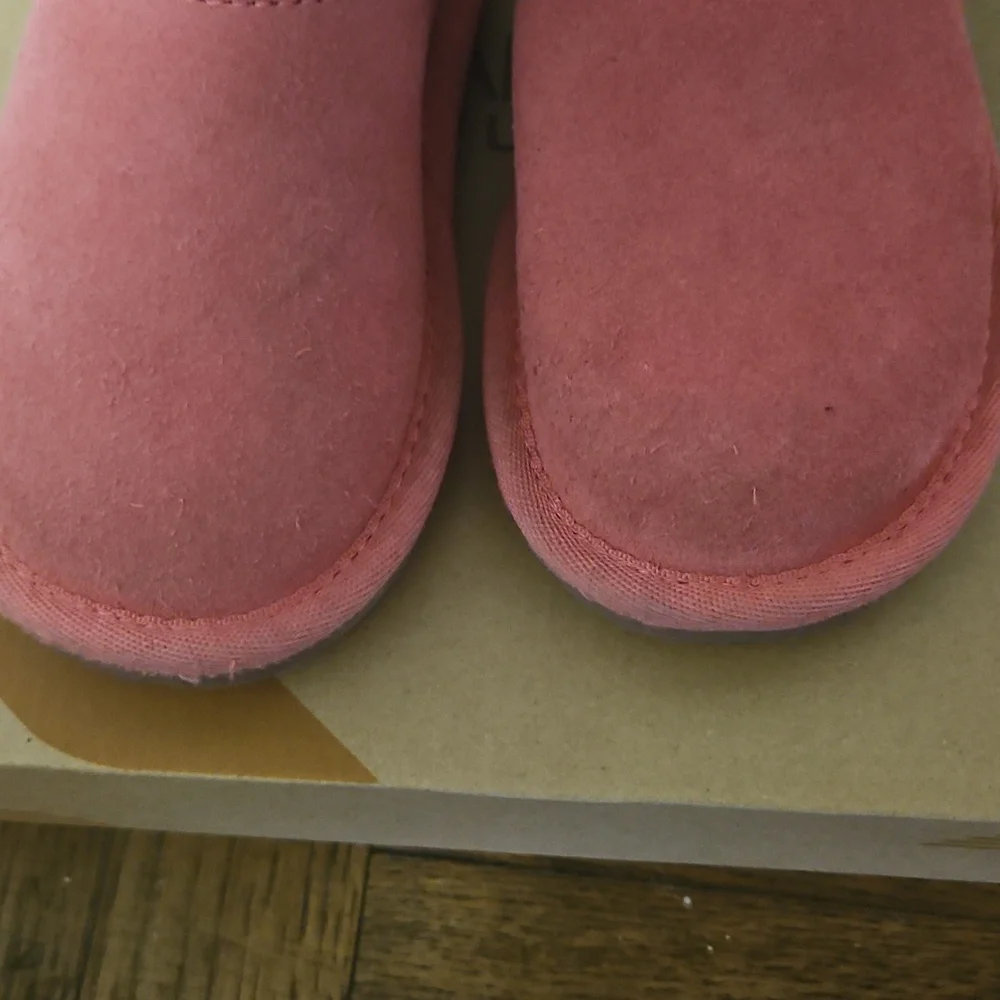 Koolaburra Aribel Short Pink Suede Boots with Faux Fur Lining SZ 7 TODDLER - Picture 7 of 7